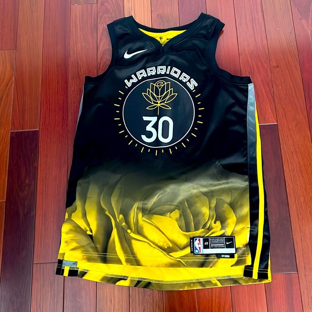 Warriors jersey